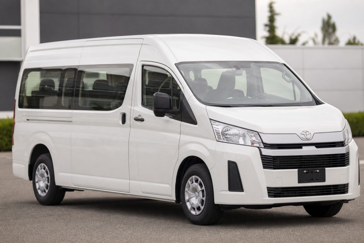 Toyota Hiace Commuter